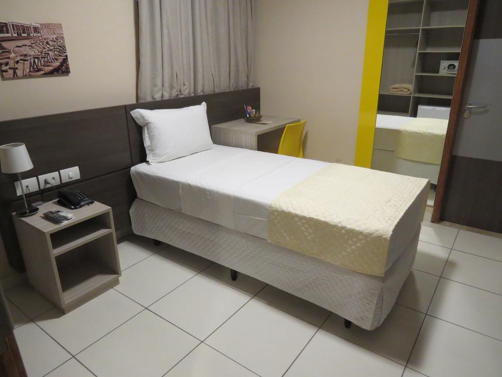 Toritama Golden Hotel Chambre photo